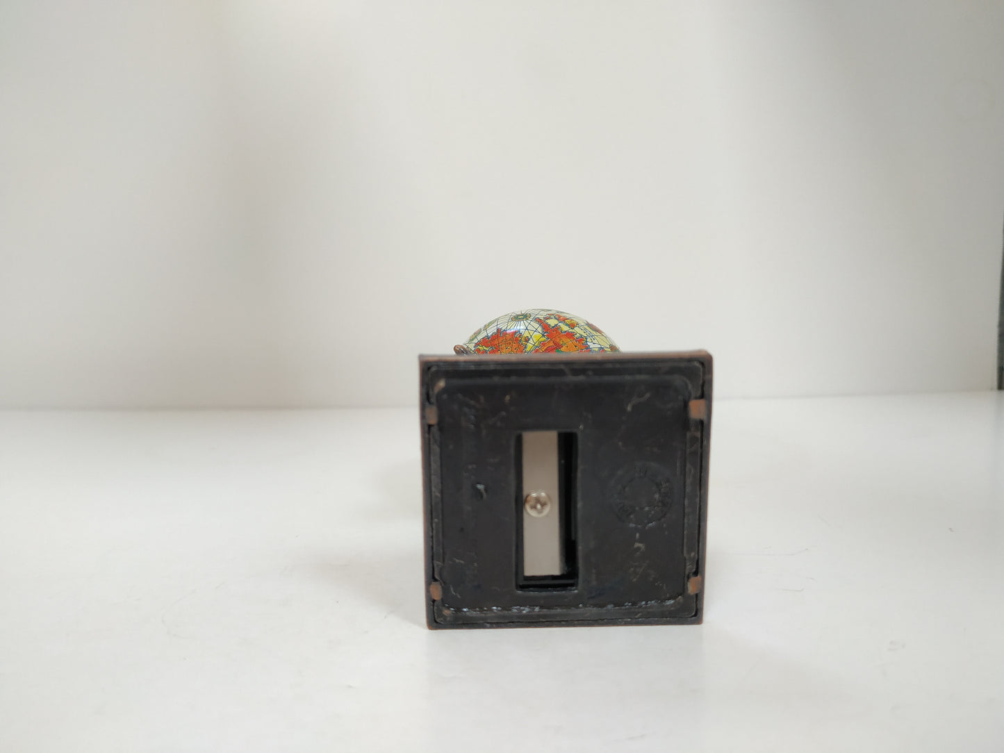 World Globe Pencil sharpener metal die cast collector miniature display model New Boxed