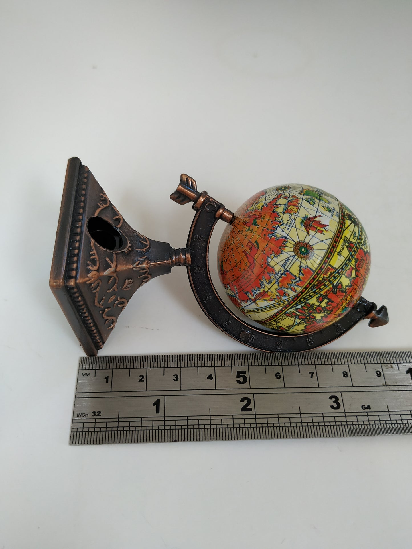 World Globe Pencil sharpener metal die cast collector miniature display model New Boxed