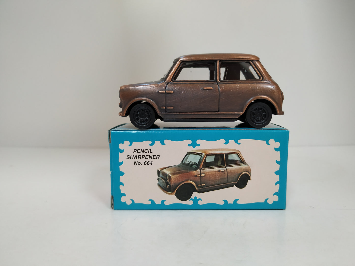 Mini Cooper Car Pencil sharpener metal die cast collector miniature display model New Boxed
