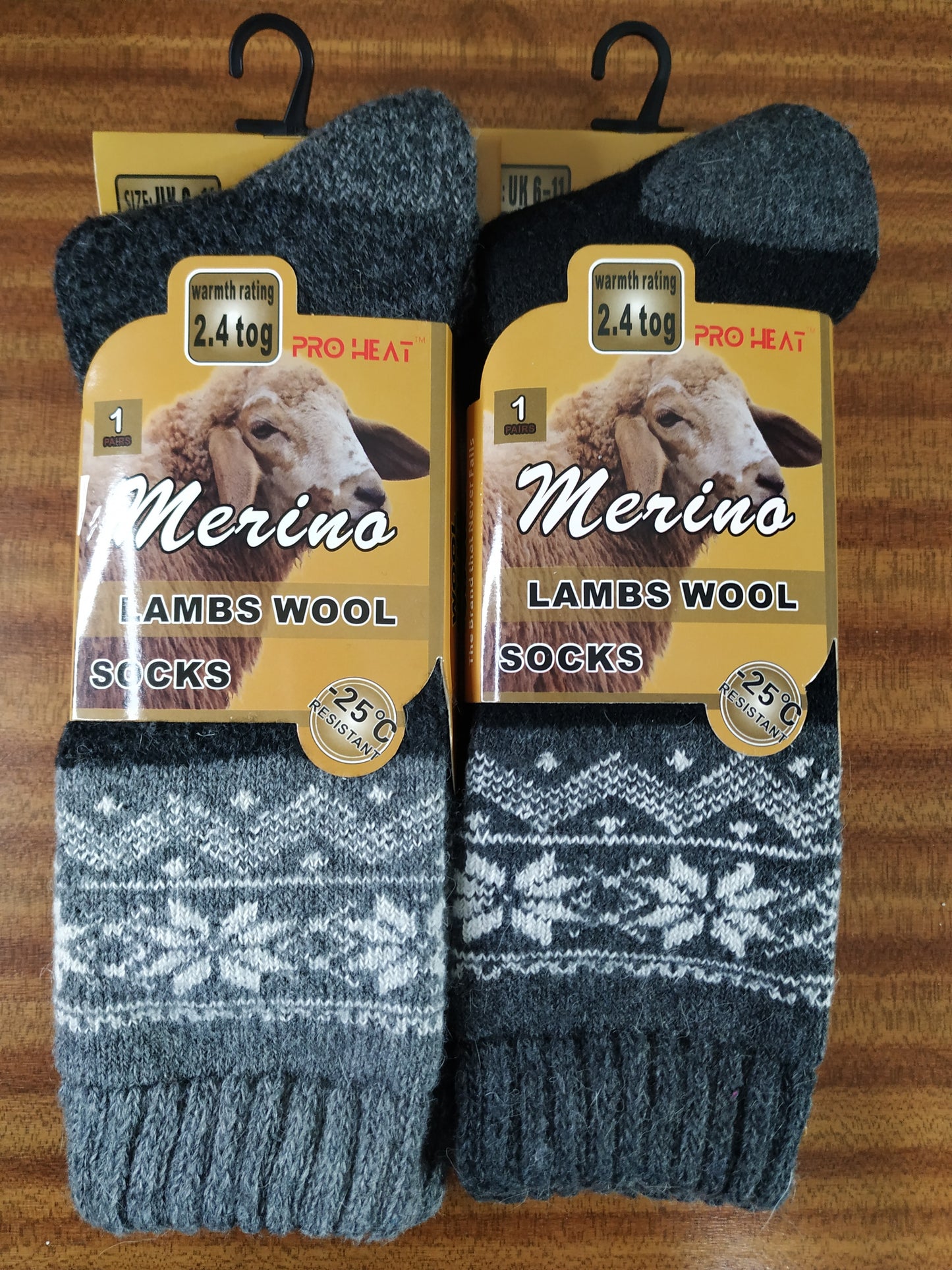 Mens Merino Lambs Wool Blend Boots Socks White Geometric Design Black and Grey 2 Pairs Size 6 -11