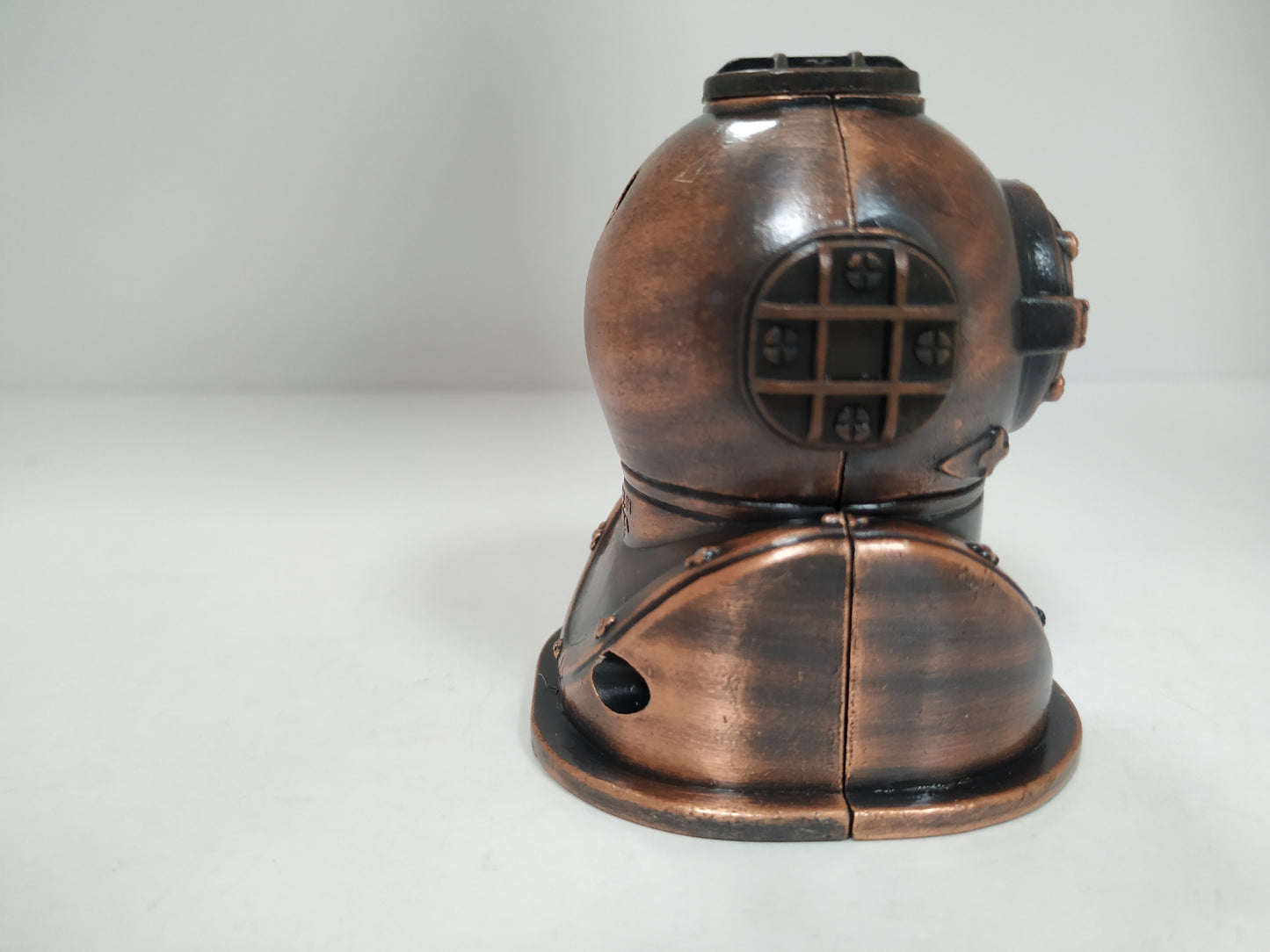 Divers Helmet Pencil sharpener metal die cast collector miniature display model New