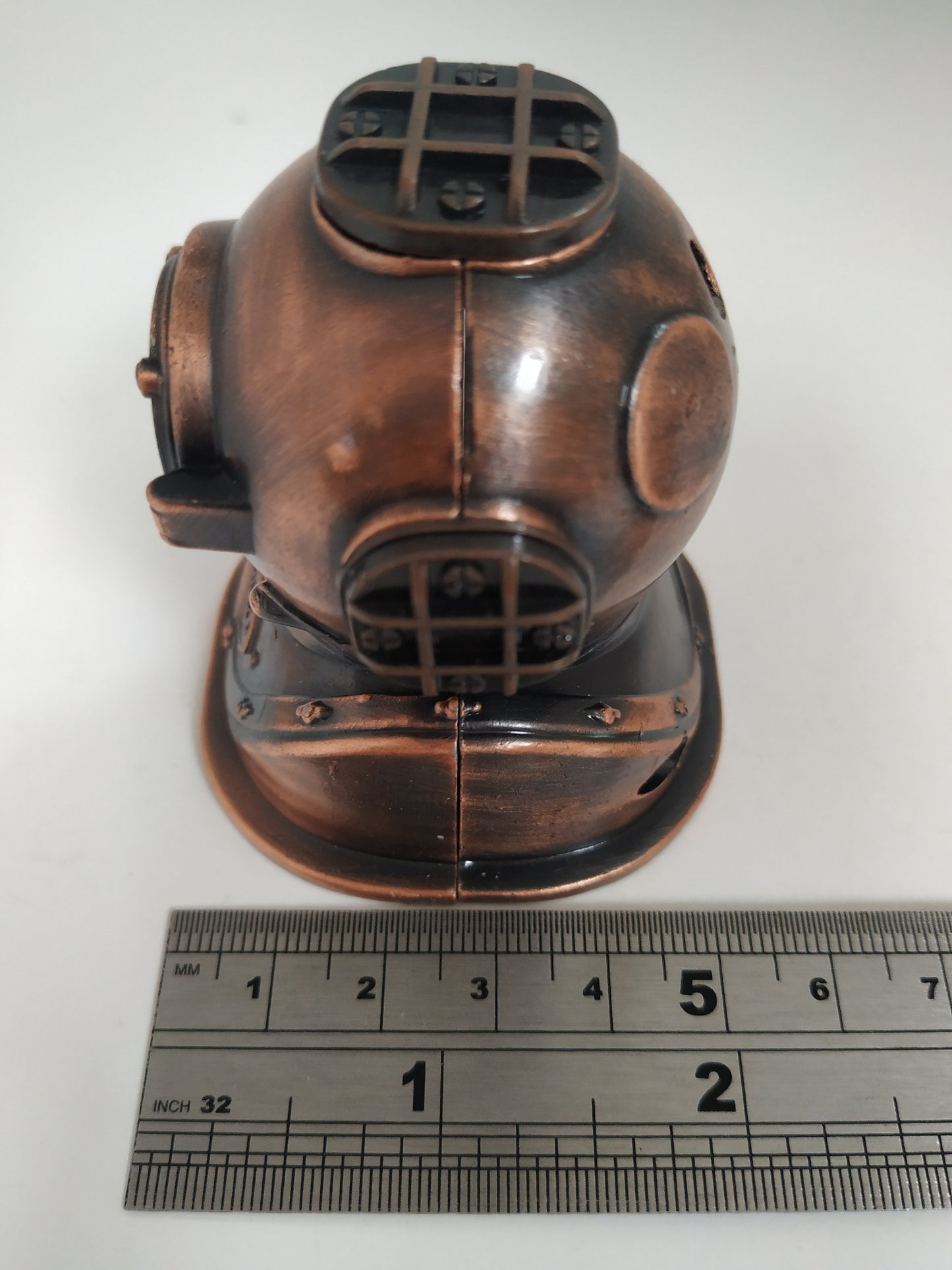 Divers Helmet Pencil sharpener metal die cast collector miniature display model New