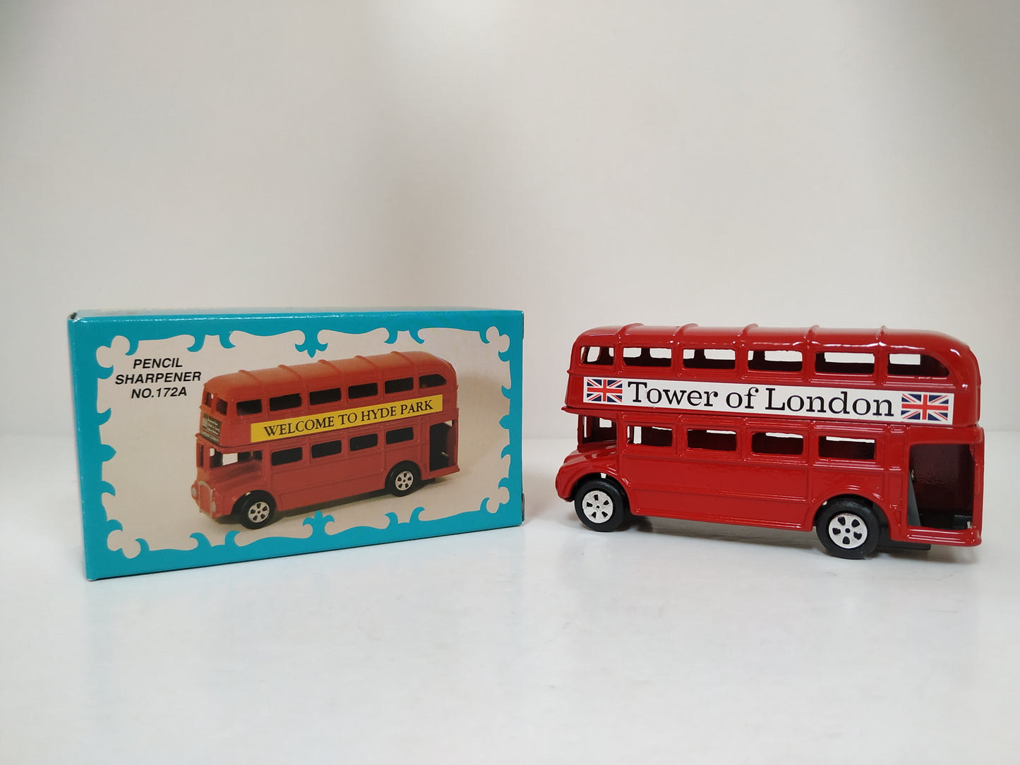 London Red Double Decker Bus Pencil sharpener metal die cast collector miniature display model New Boxed