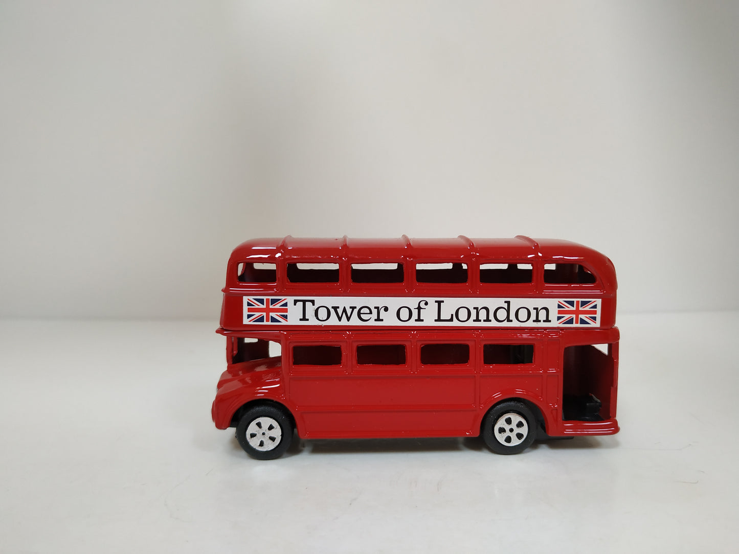 London Red Double Decker Bus Pencil sharpener metal die cast collector miniature display model New Boxed