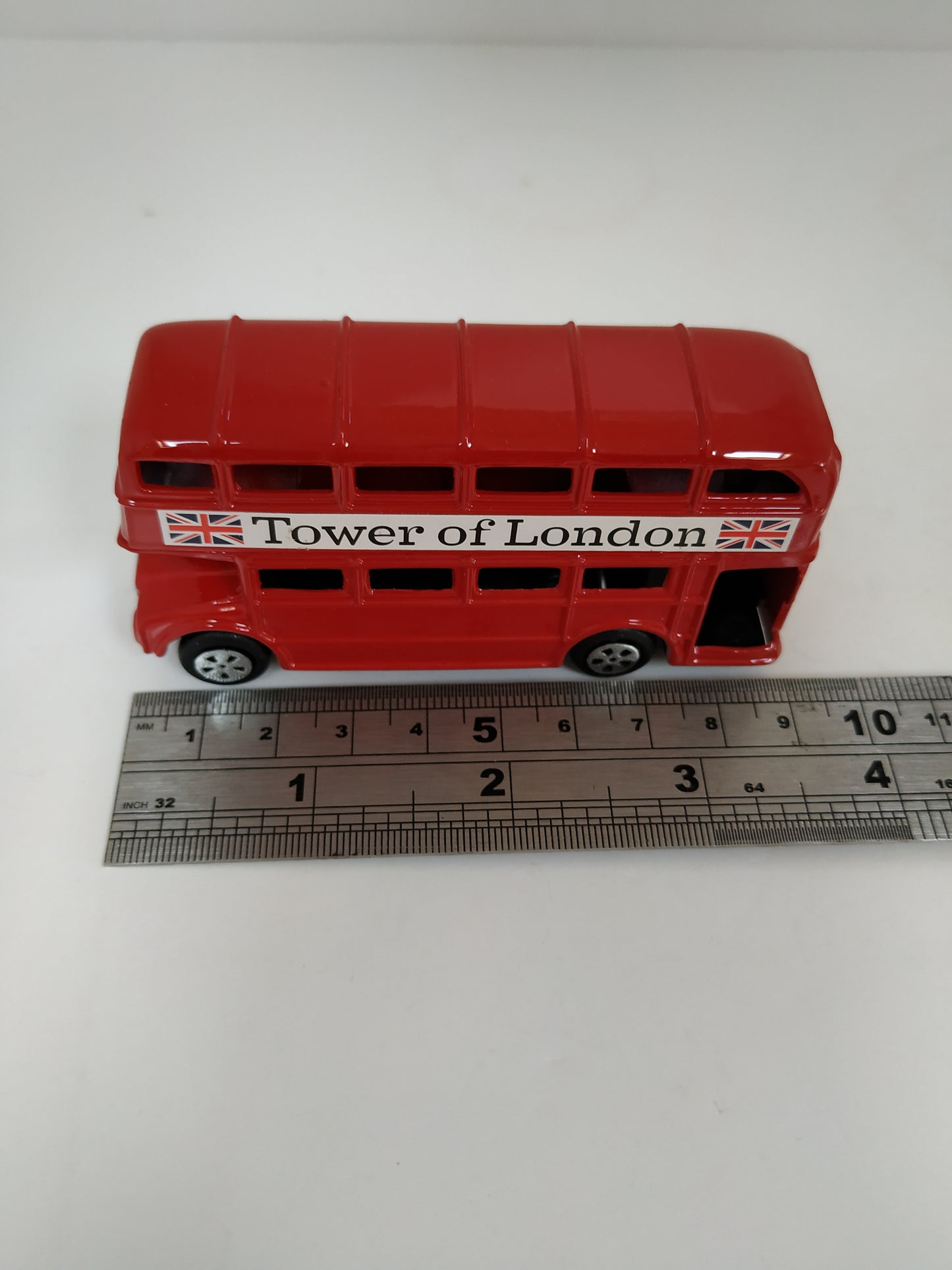 London Red Double Decker Bus Pencil sharpener metal die cast collector miniature display model New Boxed